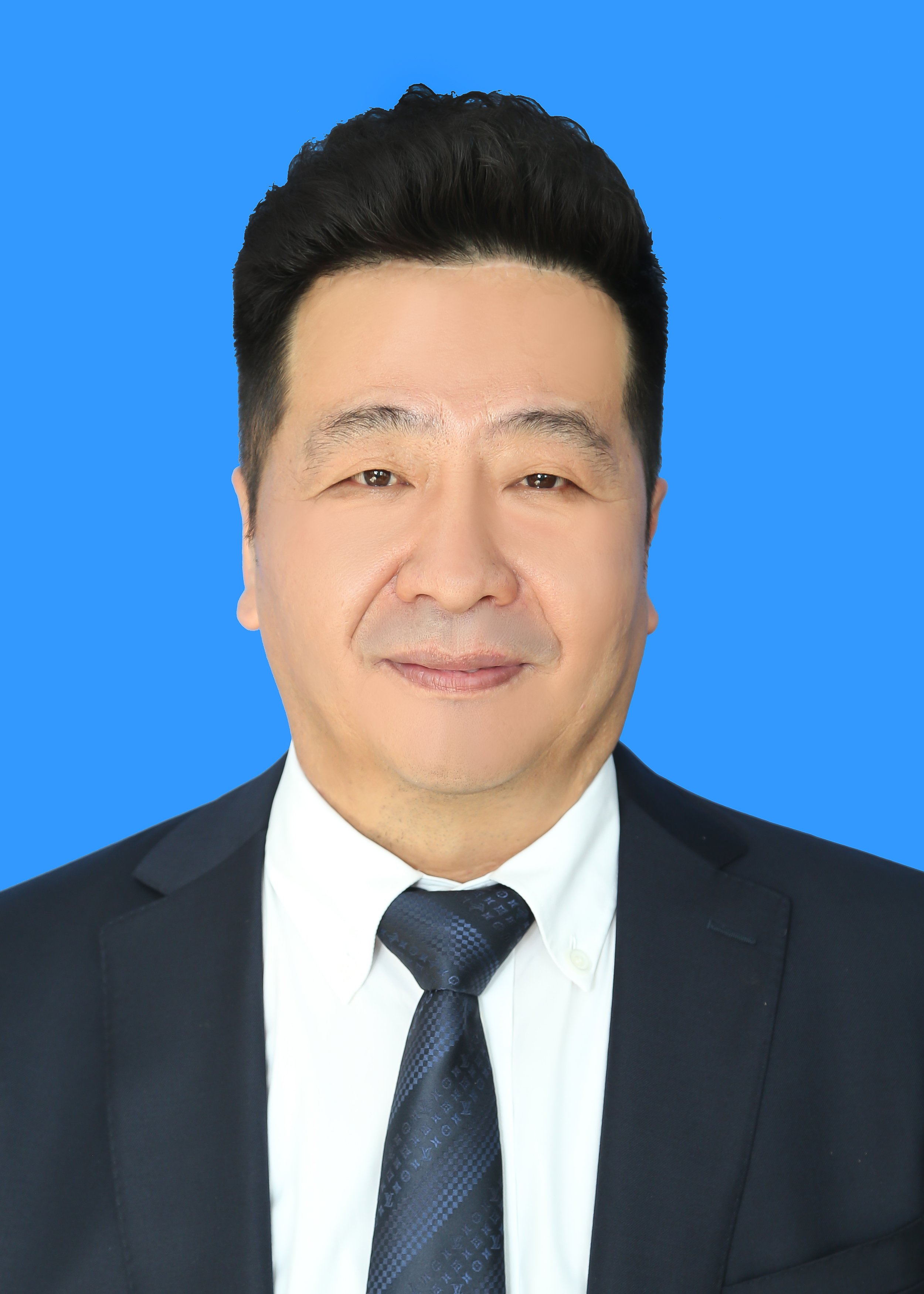 馬文義  集團董事、董事長、總經(jīng)理